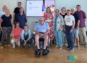 Gruppenfoto des Kernteams der Steb